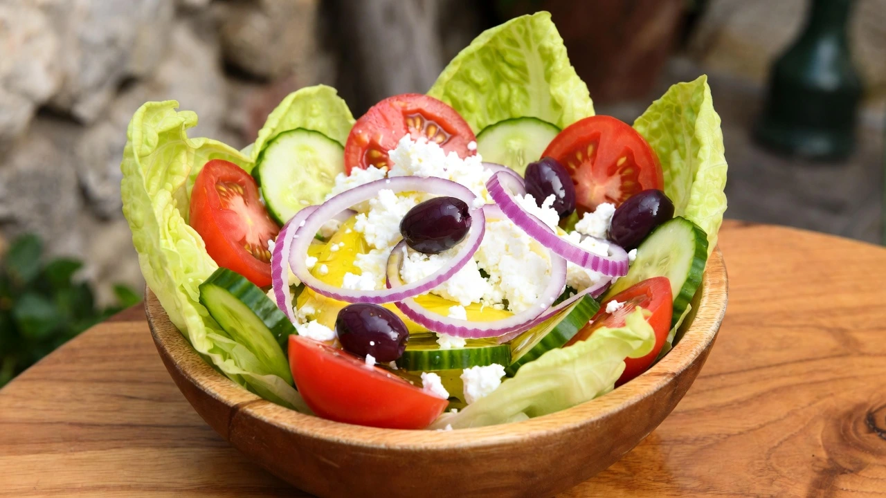 iceberg lettuce salad